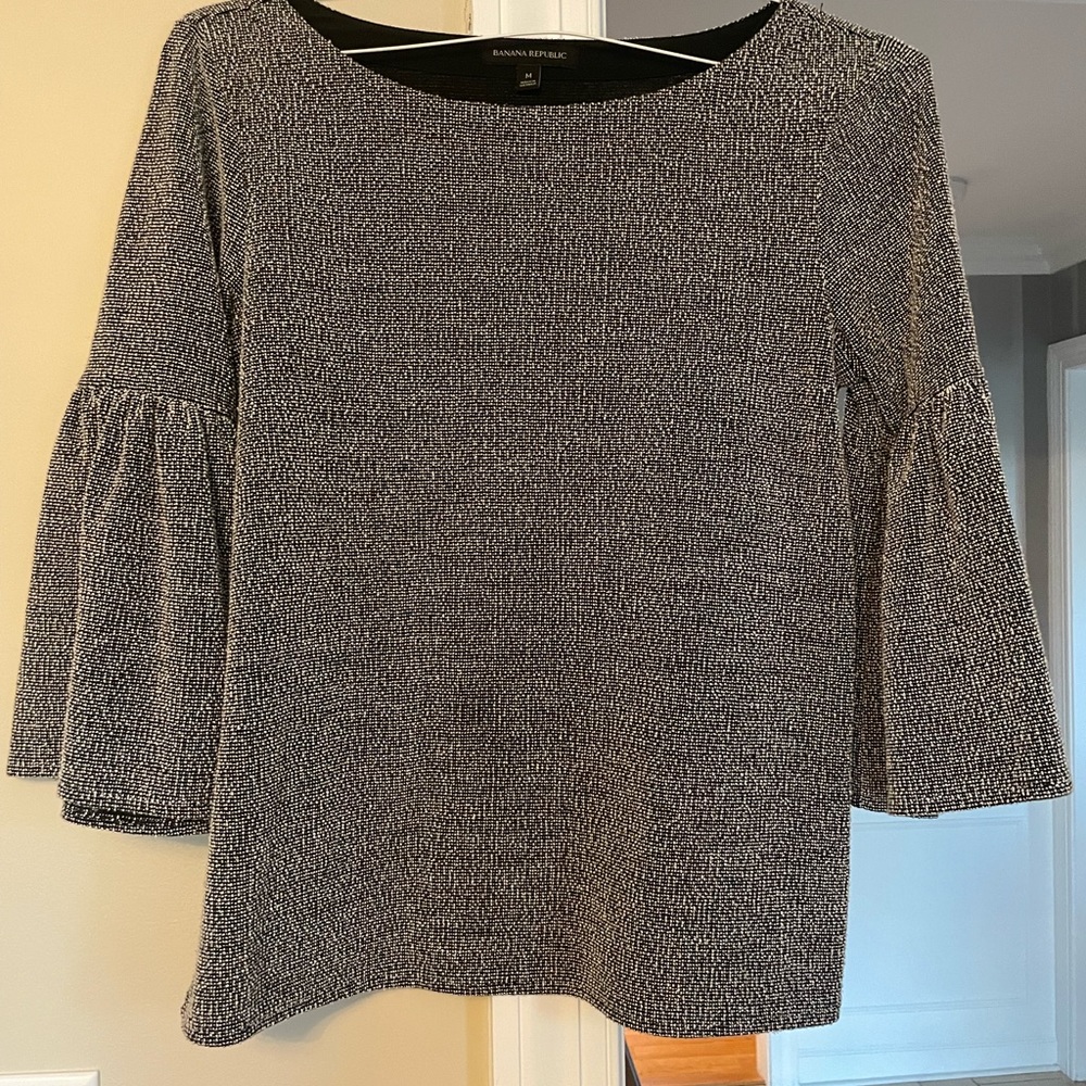 Banana Republic Black/white Bell Sleeve Blouse M